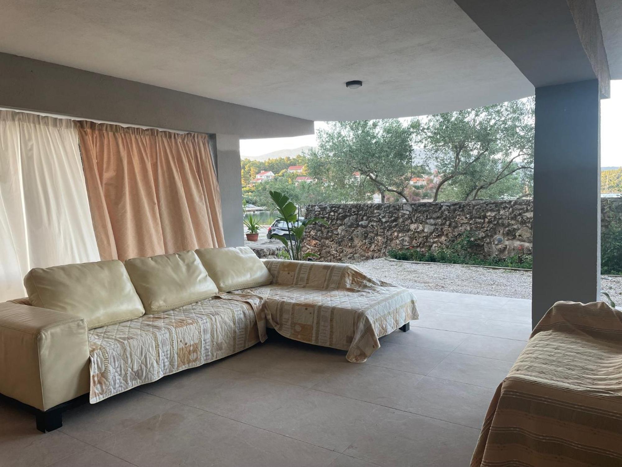 Apartments Ana By The Sea Lumbarda Exterior photo
