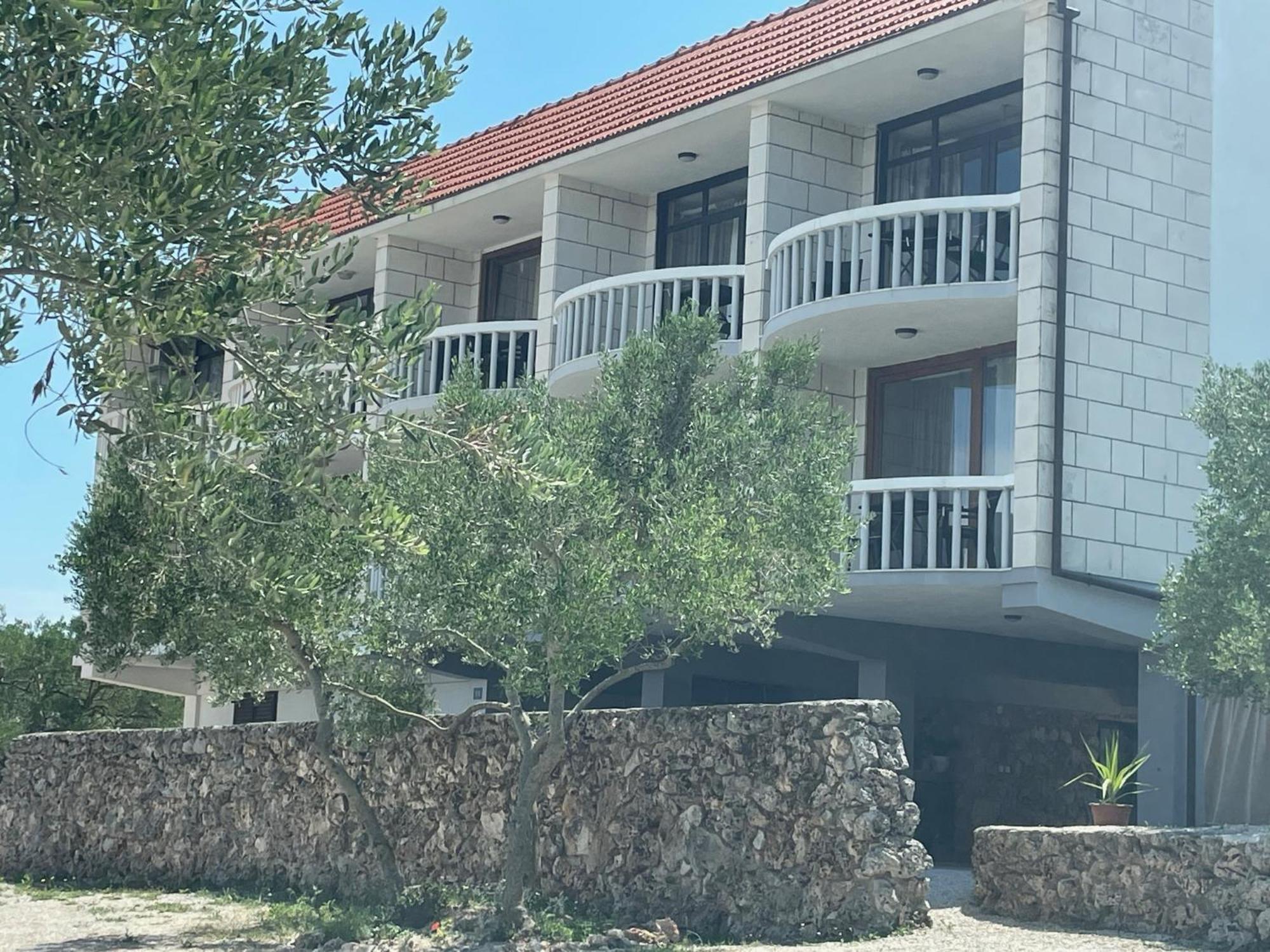 Apartments Ana By The Sea Lumbarda Exterior photo